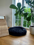 Bild in Galerie-Betrachter laden, DreamMaker - das gemütliche antistress Hundebett - MyPuppiesDream